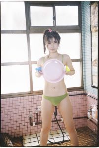 頓知気さきなフォトスタイルブック『また明日！』