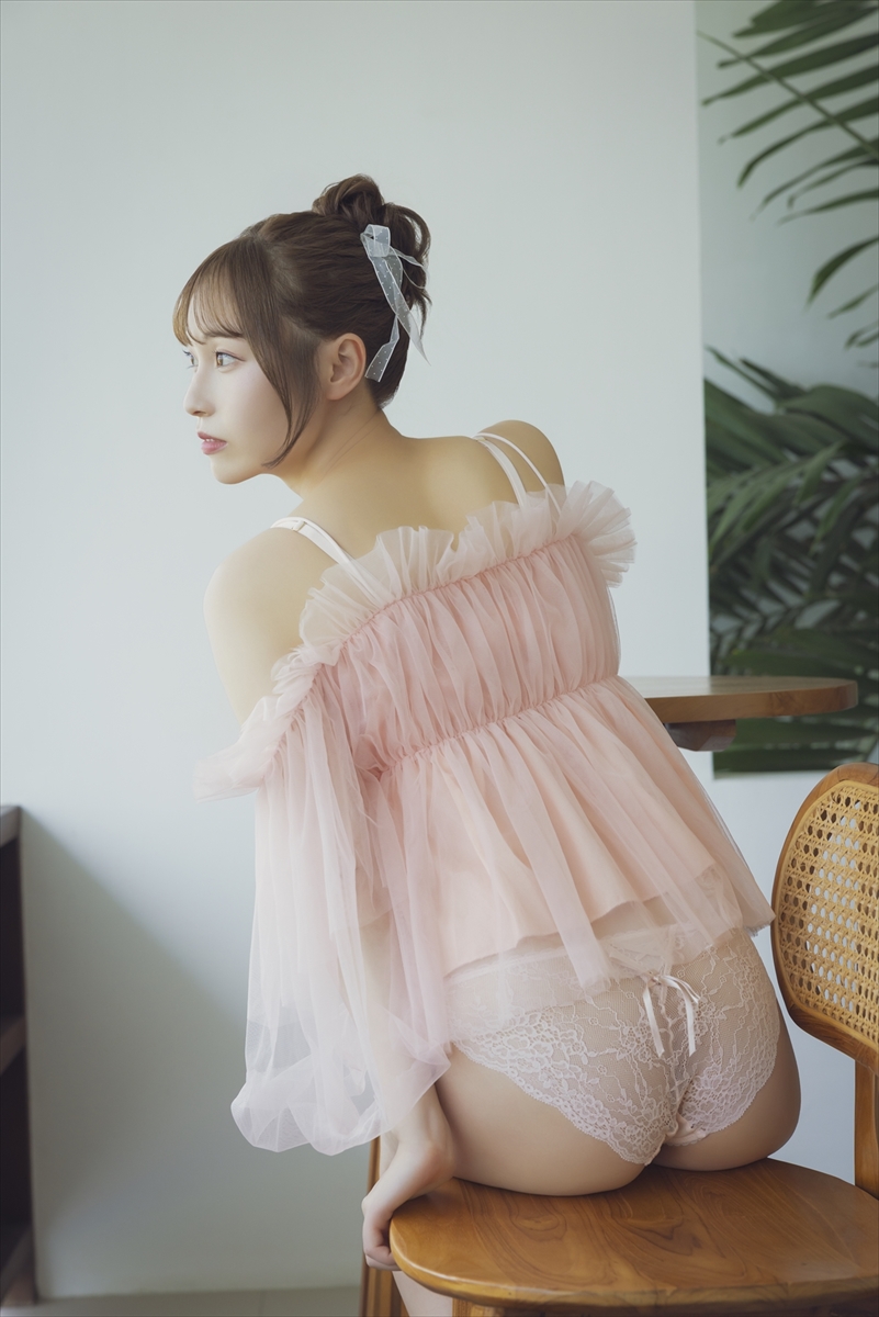 川越紗彩1st写真集『なんとかなるなる』