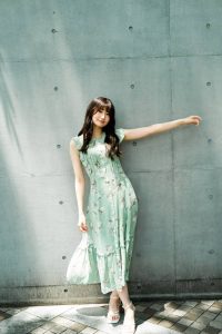 貝賀琴莉「FLASH」