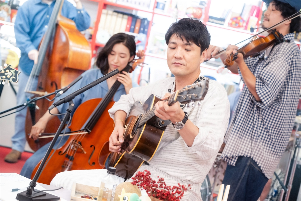 『tiny desk concerts JAPAN』