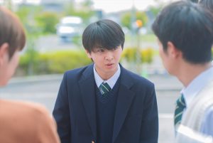 『修学旅行で仲良くないグループに入りました』
