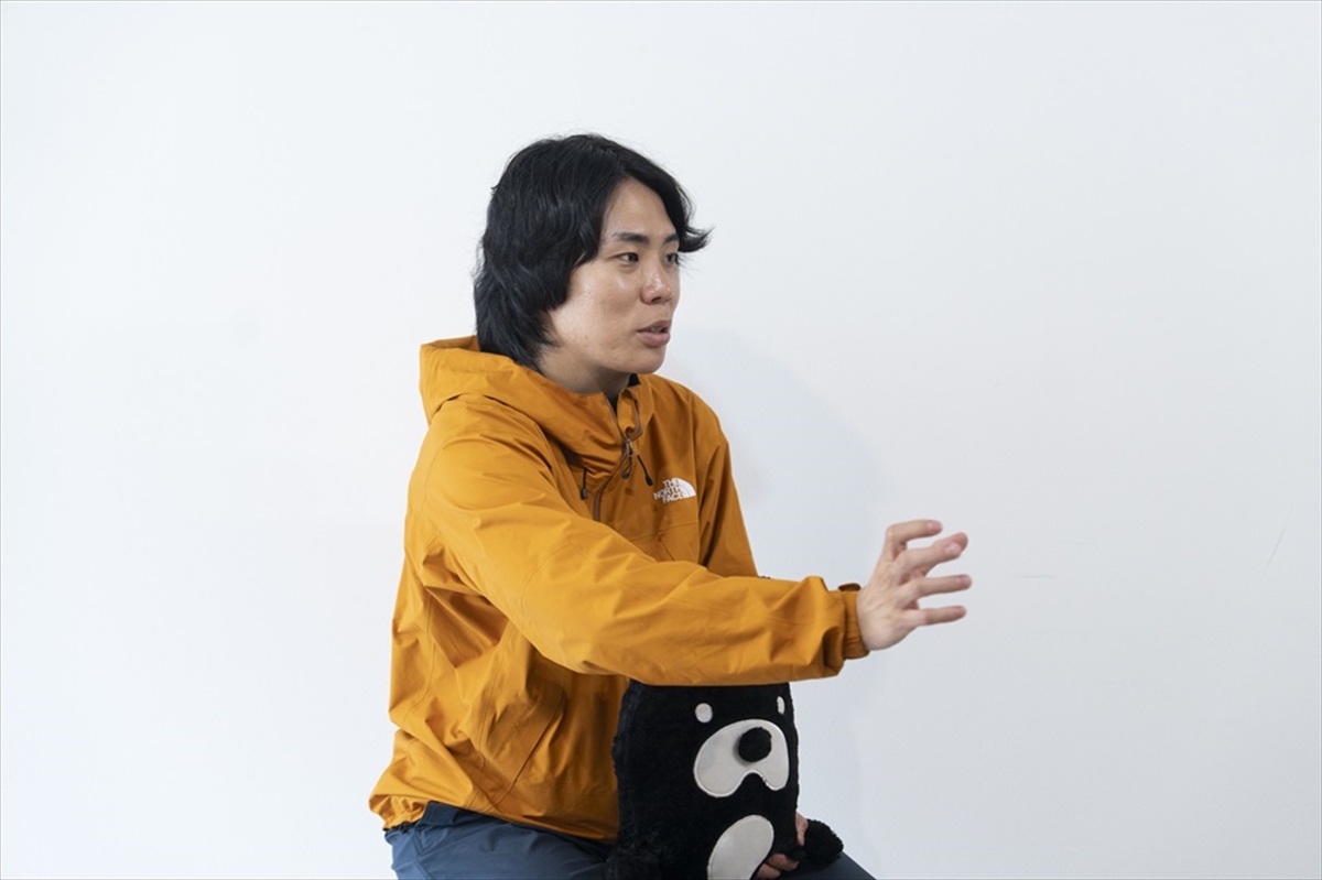 『世界の果てに、くるま置いてきた』