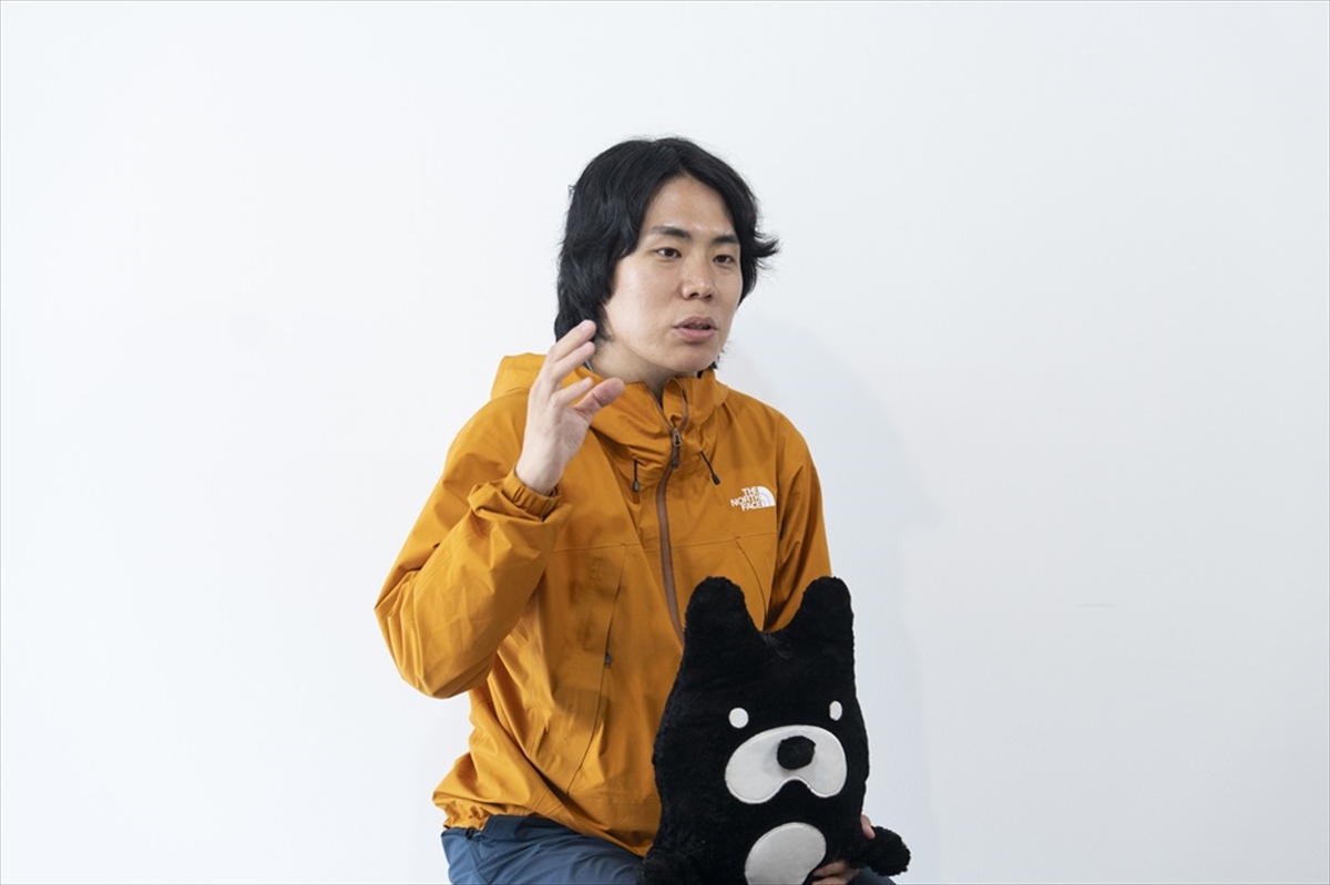『世界の果てに、くるま置いてきた』