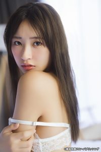 松本日向1st写真集（タイトル未定）