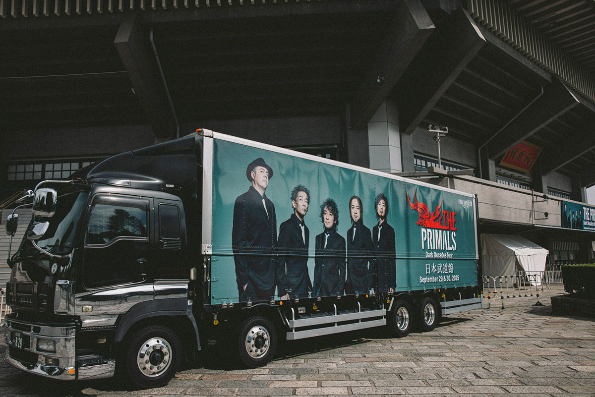 『THE PRIMALS Dark Decades Tour BUDOKAN』●photo／西槇太一　© SQUARE ENIX