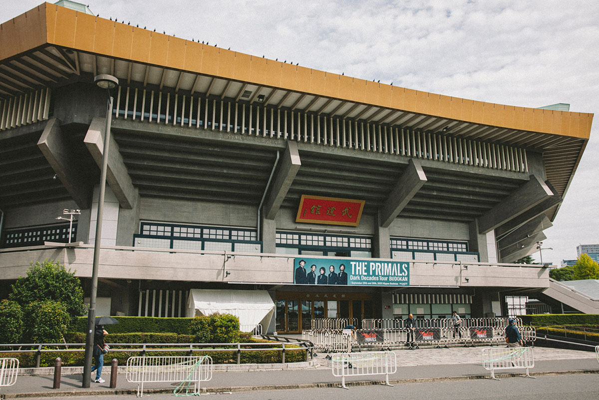『THE PRIMALS Dark Decades Tour BUDOKAN』●photo／西槇太一　© SQUARE ENIX