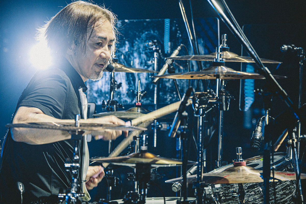 『THE PRIMALS Dark Decades Tour BUDOKAN』●photo／西槇太一　© SQUARE ENIX