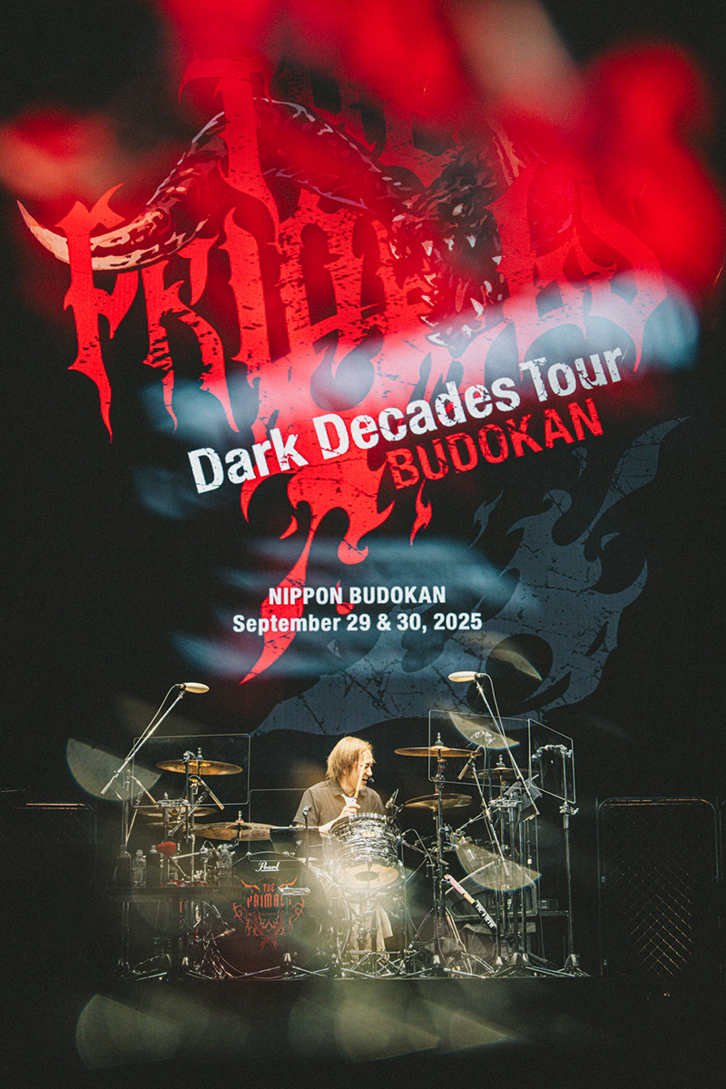 『THE PRIMALS Dark Decades Tour BUDOKAN』●photo／西槇太一　© SQUARE ENIX