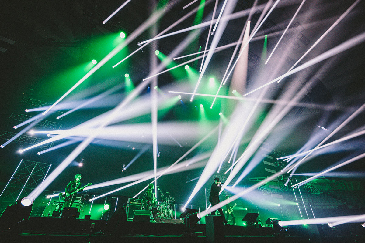 『THE PRIMALS Dark Decades Tour BUDOKAN』●photo／西槇太一　© SQUARE ENIX
