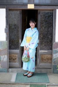 #Mooove!・愛梨ここ「ヤングマガジン」