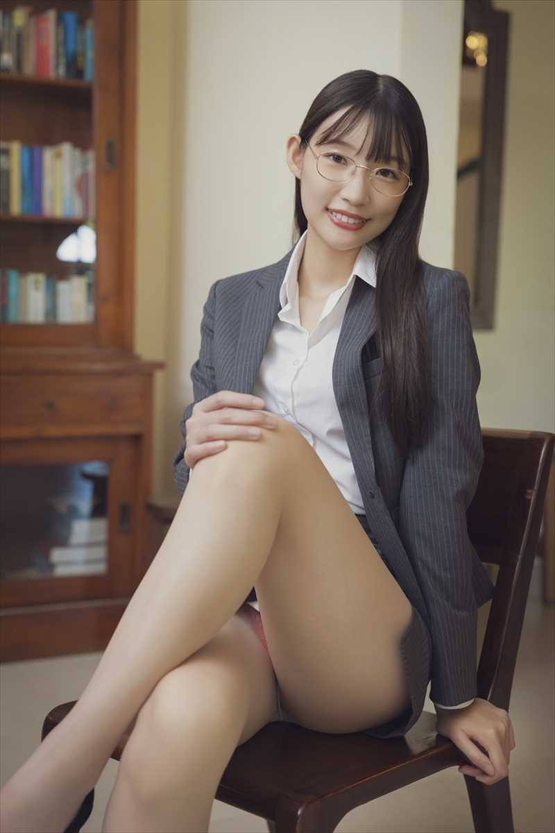 『波崎天結2nd写真集 丸みの誘惑』