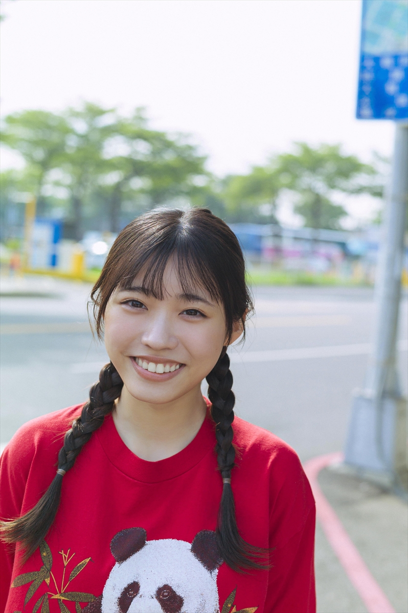 「僕が見たかった青空 金澤亜美ファースト写真集(仮)」(東京ニュース通信社刊)撮影=細居幸次郎