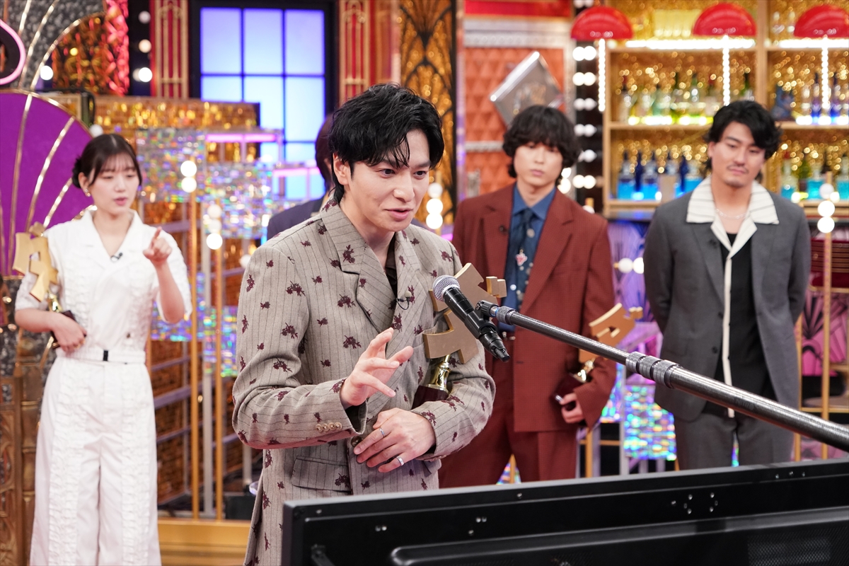 『Golden SixTONES』