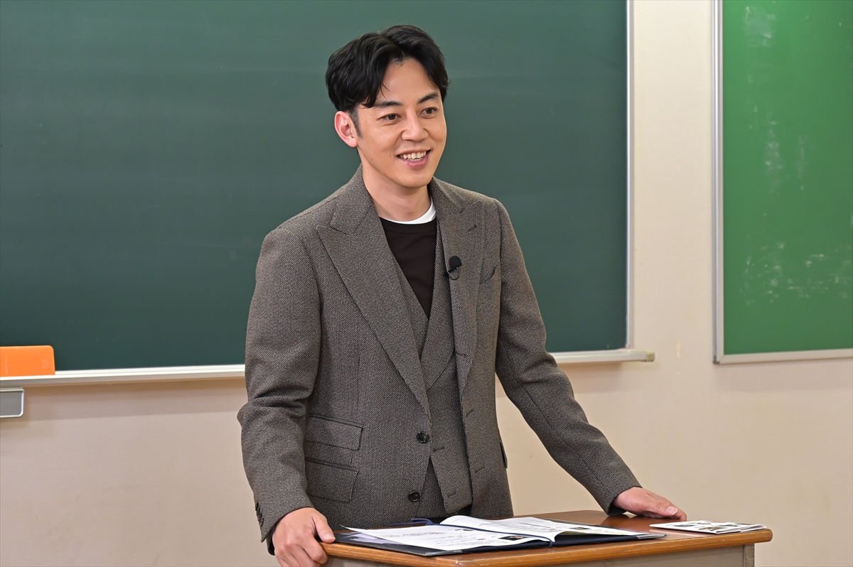 『日曜日の初耳学』