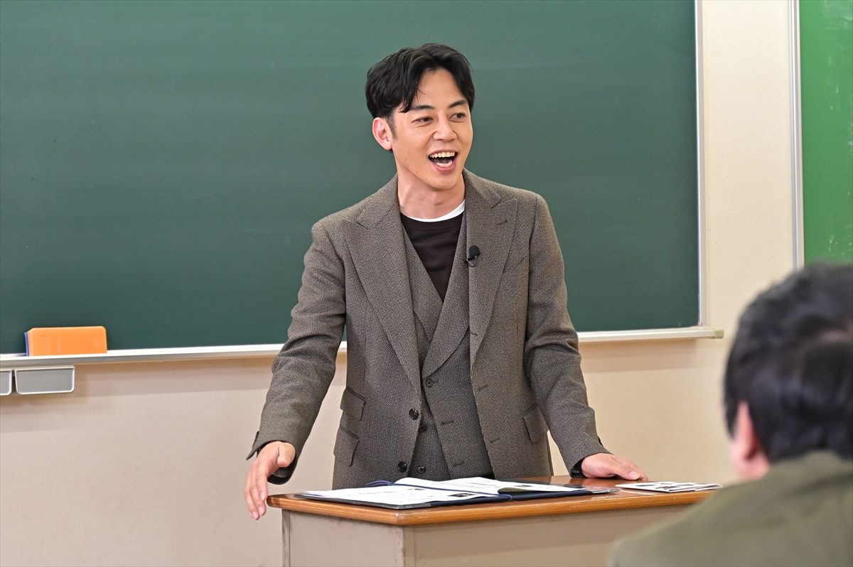 『日曜日の初耳学』