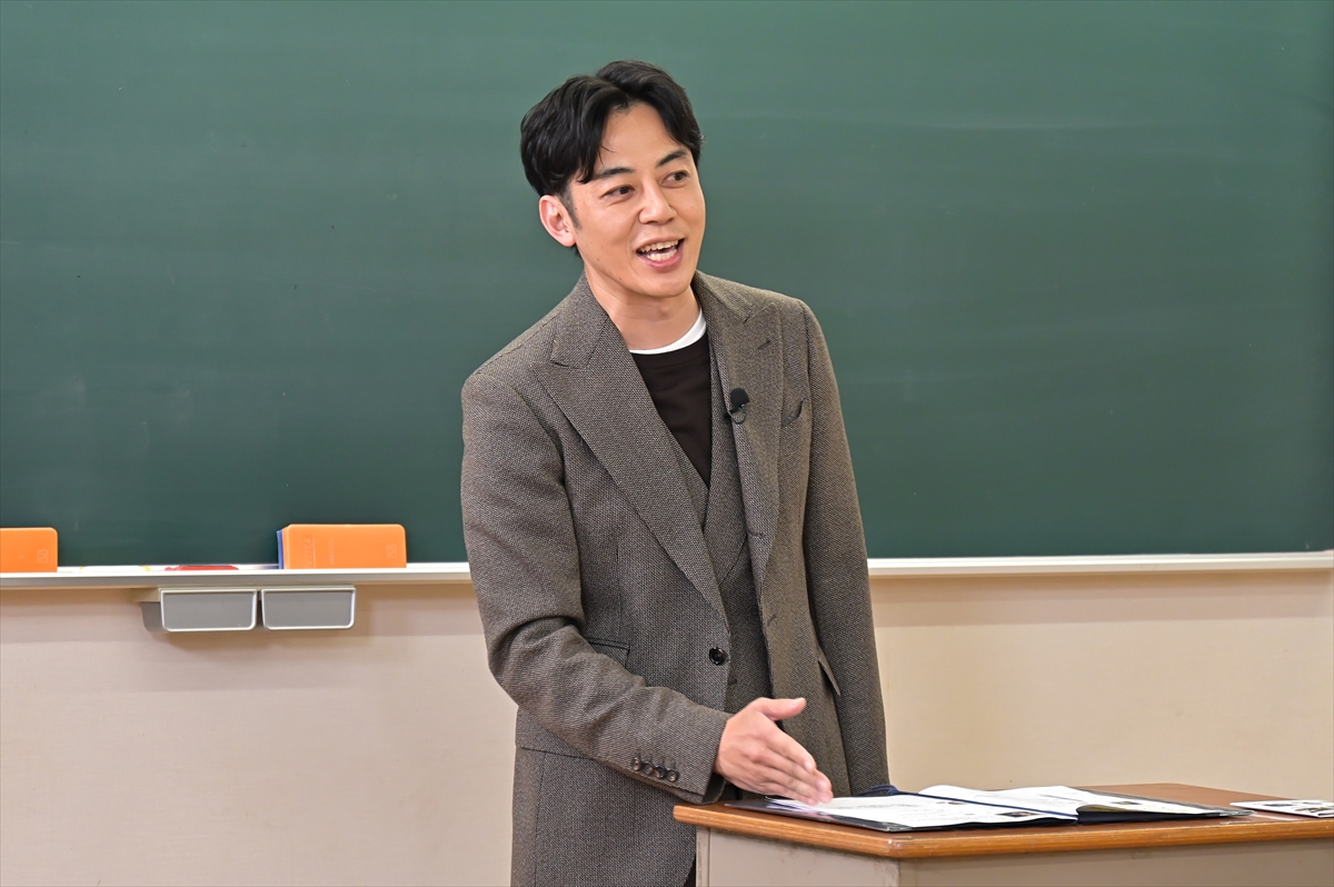 『日曜日の初耳学』