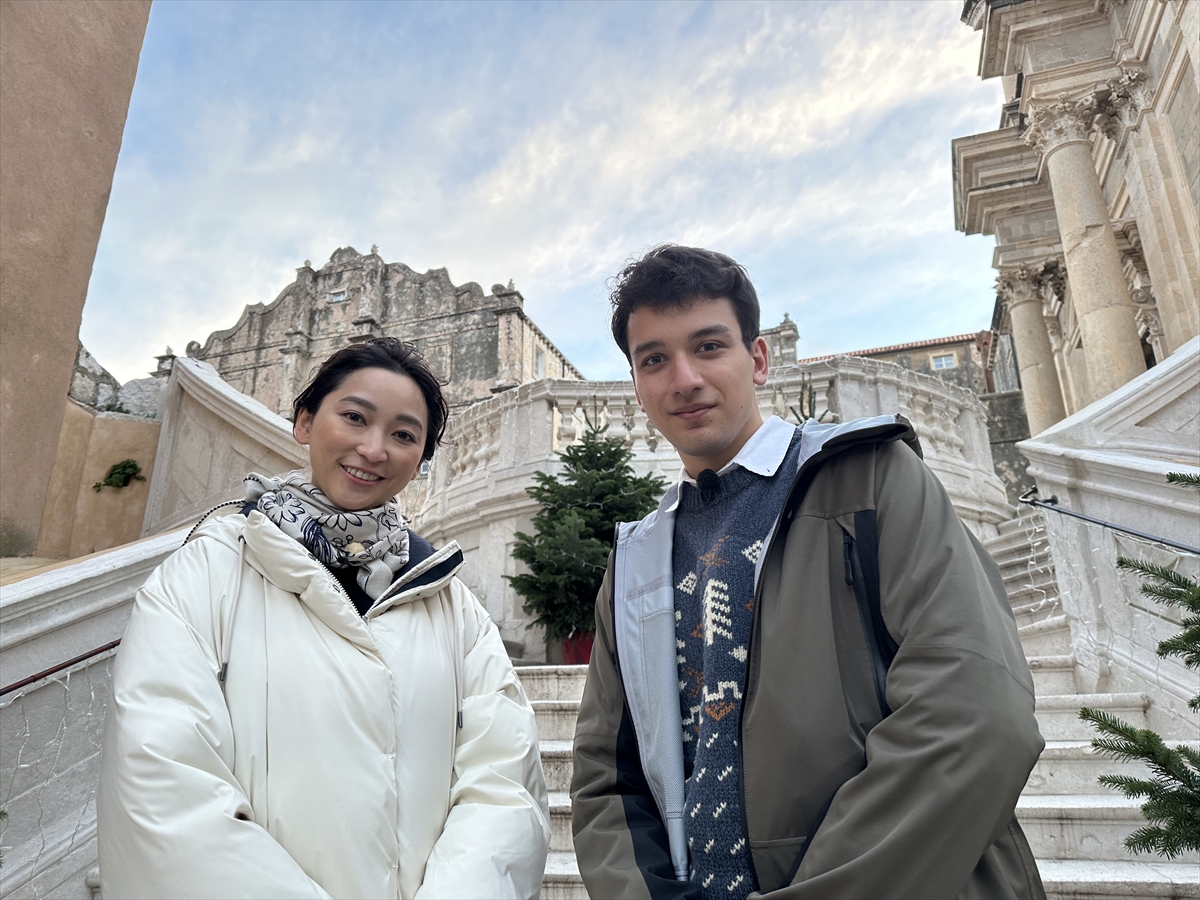 『サンドウィッチマン&芦田愛菜の博士ちゃん』