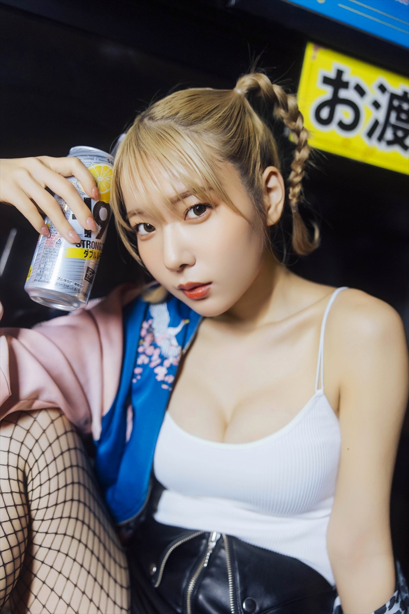 奥ゆい1st写真集『ゆいゆい』