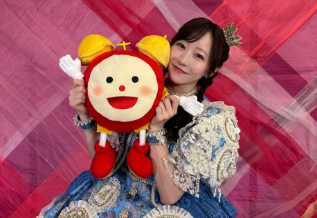 FRUITS ZIPPER・真中まな