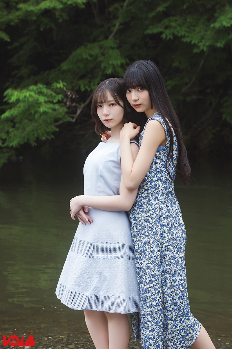 日向坂46・宮地すみれ&渡辺莉奈「BOMB」7月号