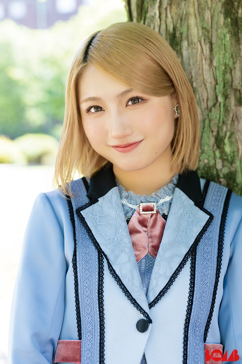 NMB48・塩月希依音「BOMB」7月号