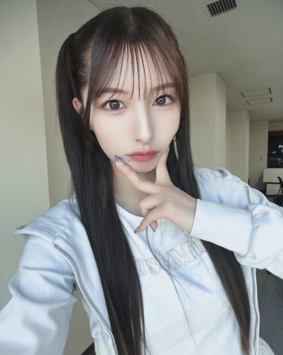 ≠ME 河口夏音