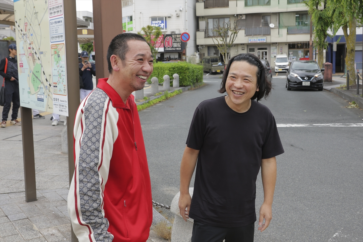 『火曜は全力!華大さんと千鳥くん』