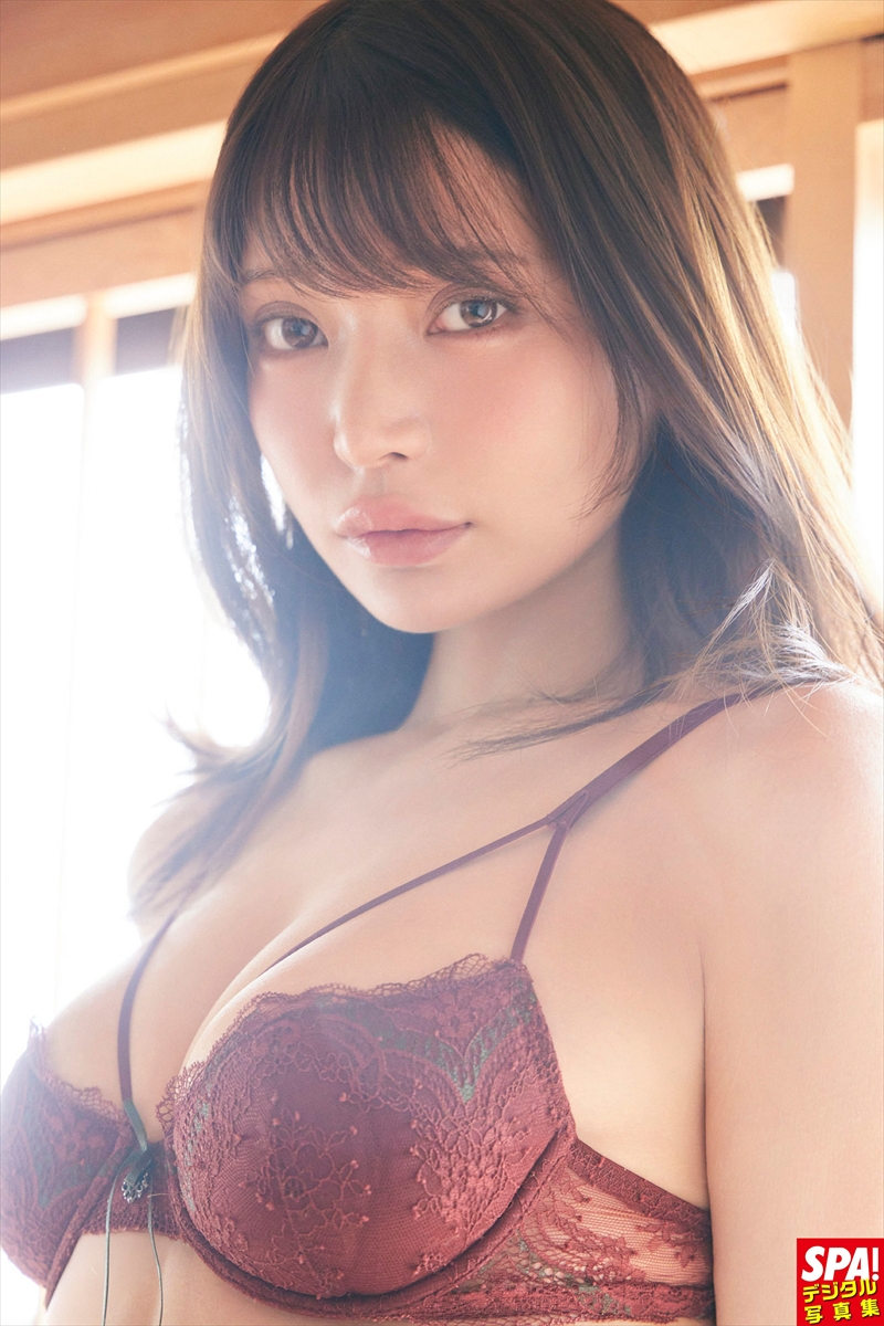 『SPA!デジタル写真集 似鳥沙也加「フェティッシュお嬢様の限界突破」』