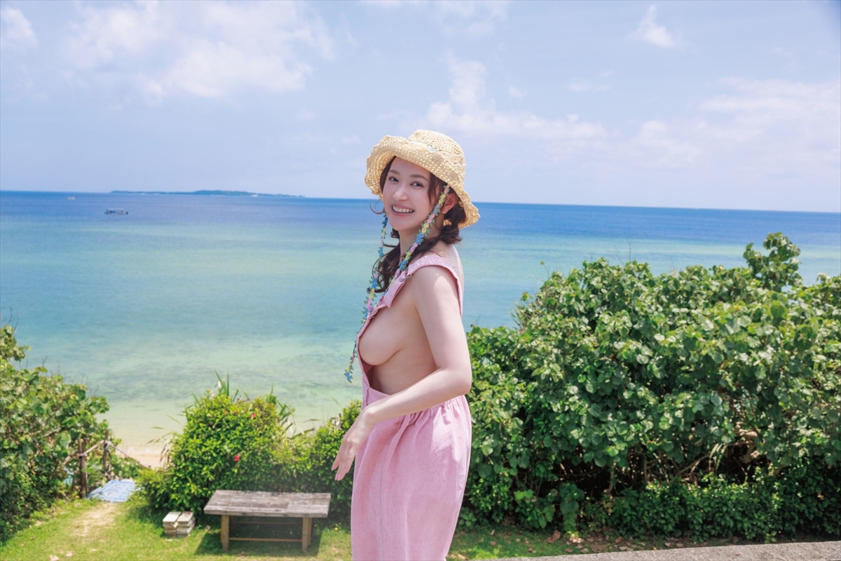 葉月ゆめファースト写真集 予知夢(撮影:清田大介)