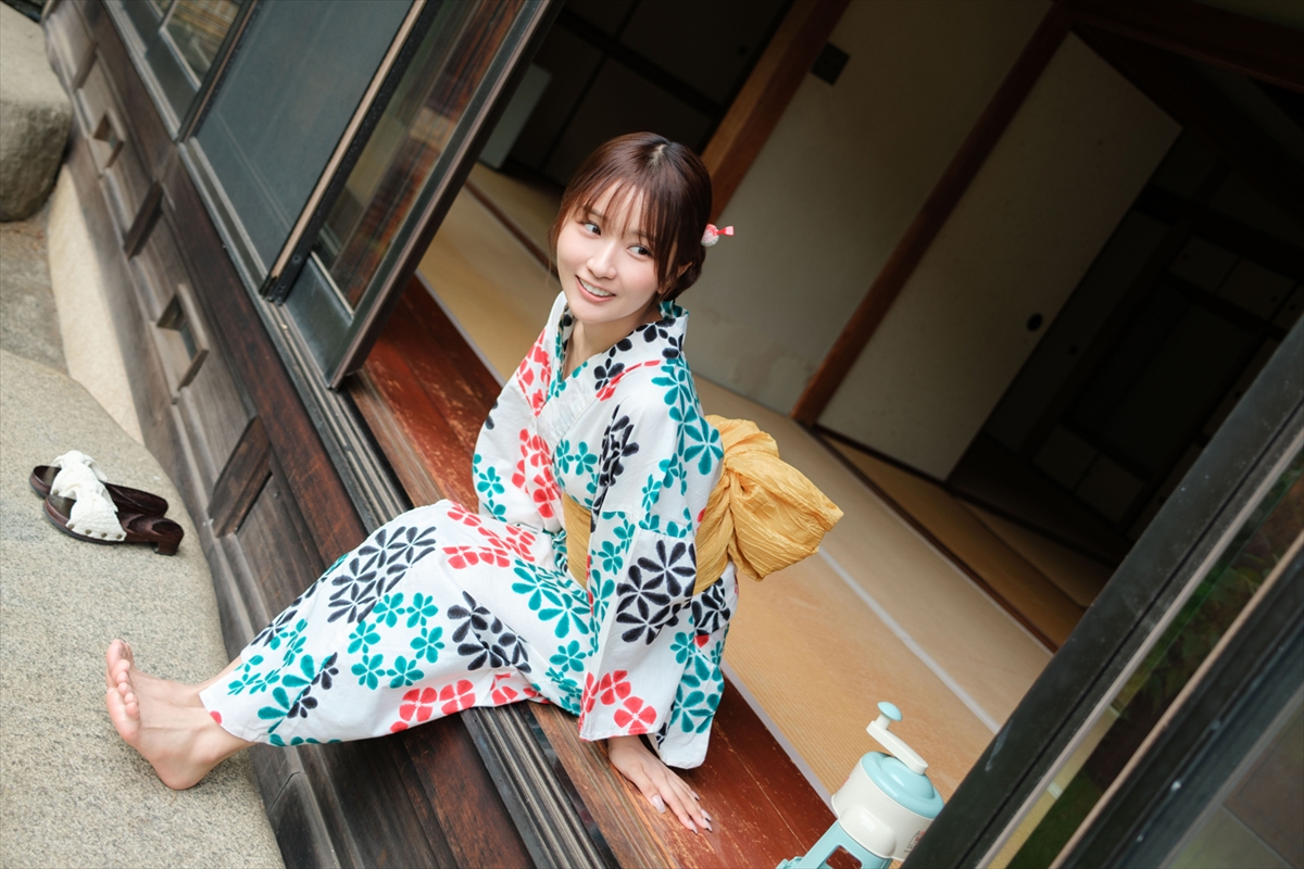 森脇梨々夏の最新デジタル限定写真集『Lyrical Love -リリカル・ラブ-』
